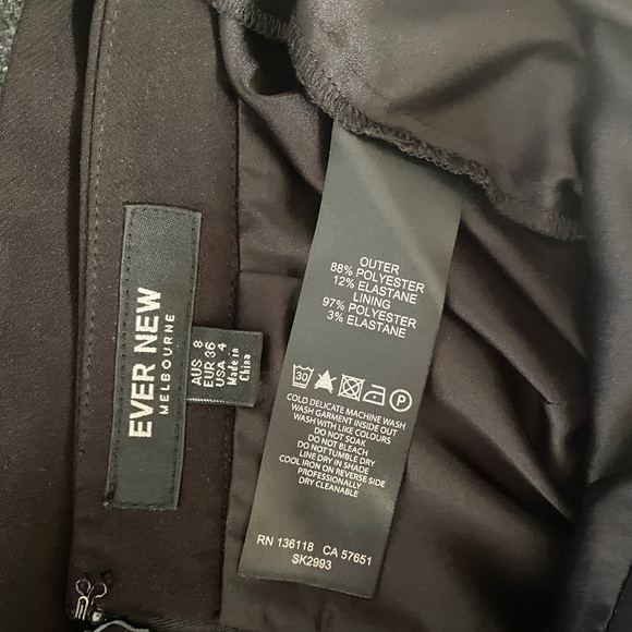 Ever New pencil skirt - Picture 3 of 3